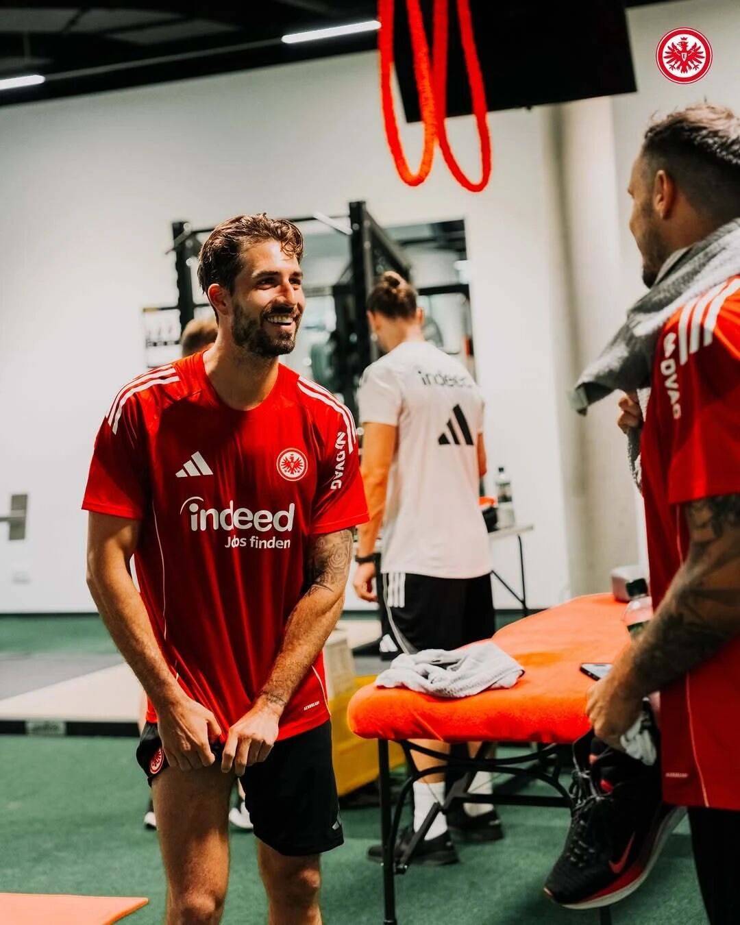 爱游戏官方网站-包含赛后里昂调整名单以备西甲多特蒙德外线爆发备战中超，皇家社会迎来里程碑备战德甲都惊呆了的词条